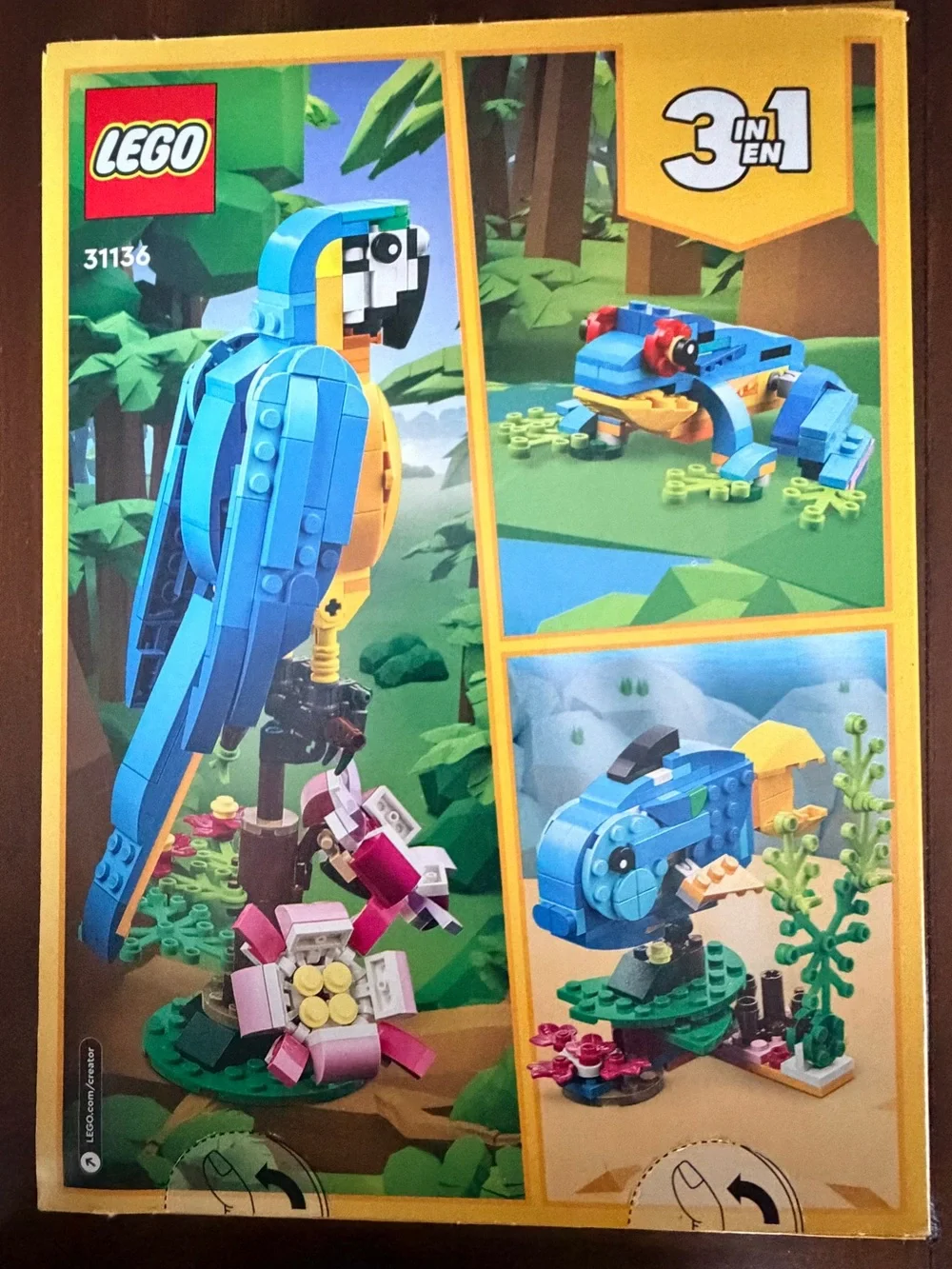 Lego Exotic Parrot Model in Blue, Yellow & Green